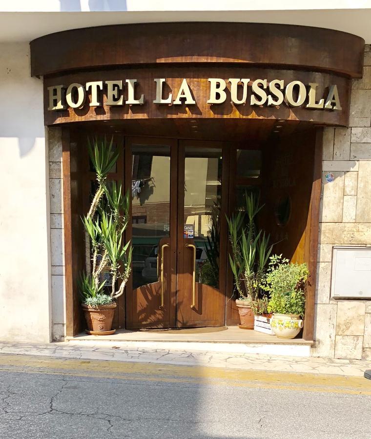 Hotel La Bussola Anzio Exterior photo